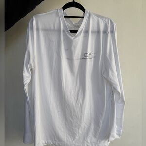 VINYARD VINES ATHLETIC SHIRT SIZE L